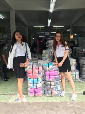Đầu mối bán buôn hàng thùng và kinh nghiệm chọn mua.