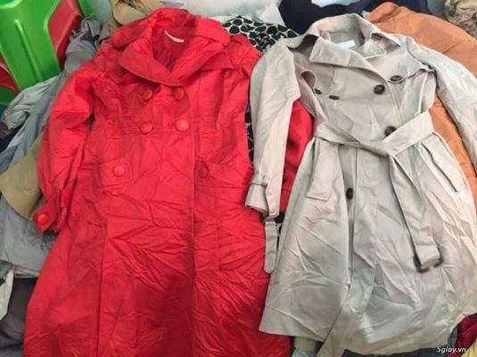 Nguồn hàng thùng và 6 lợi ích khi mua quần áo hàng thùng
